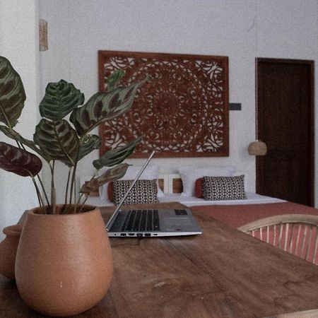 Hotel Clics Coliving & Coworking à Dikwella Extérieur photo